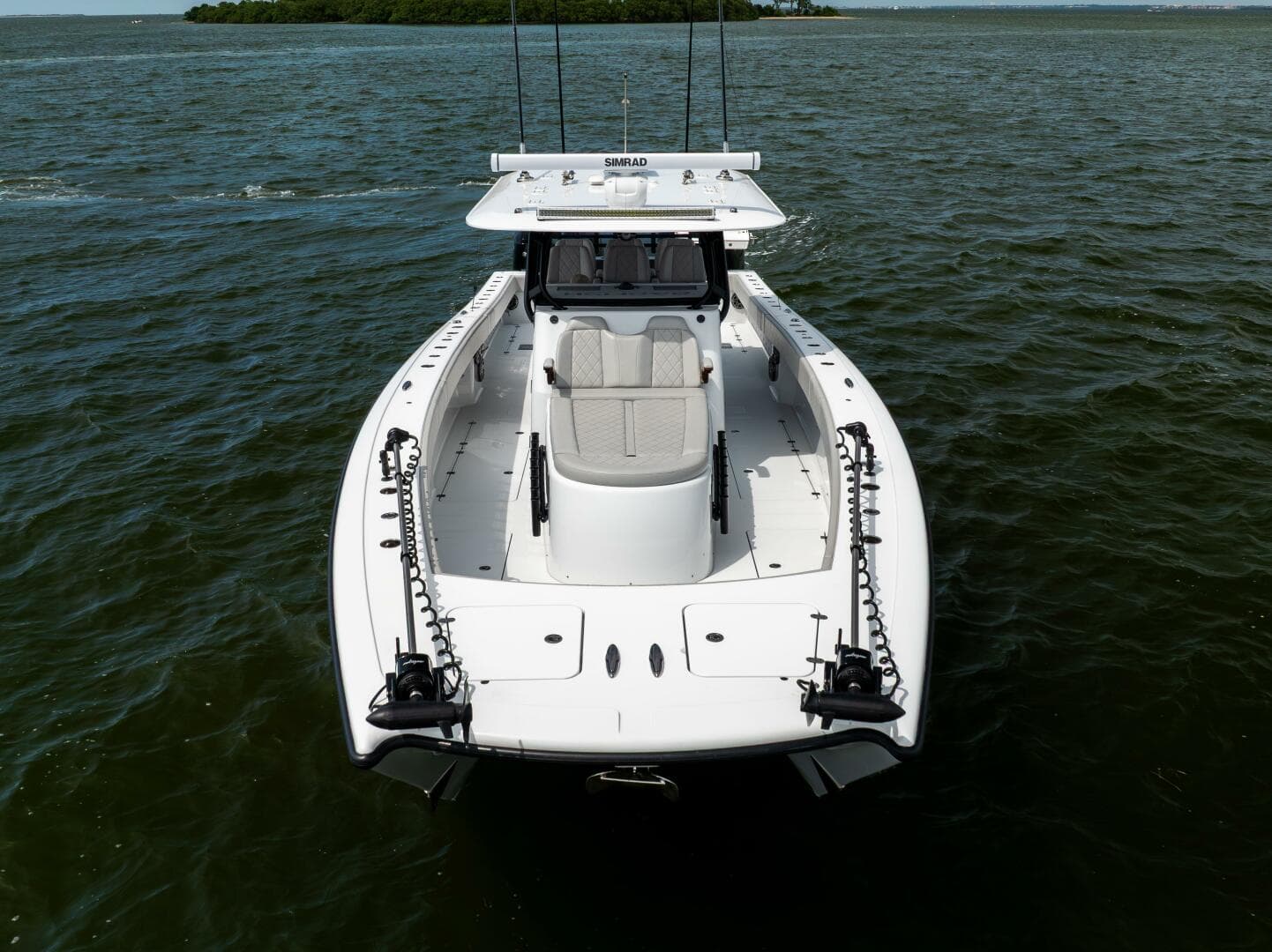 2025 Freeman 42 Lr — photo 18