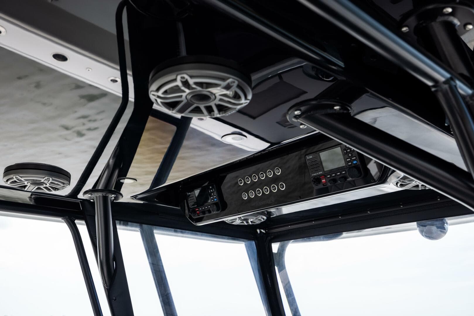 2025 Freeman 42 Lr — photo 52