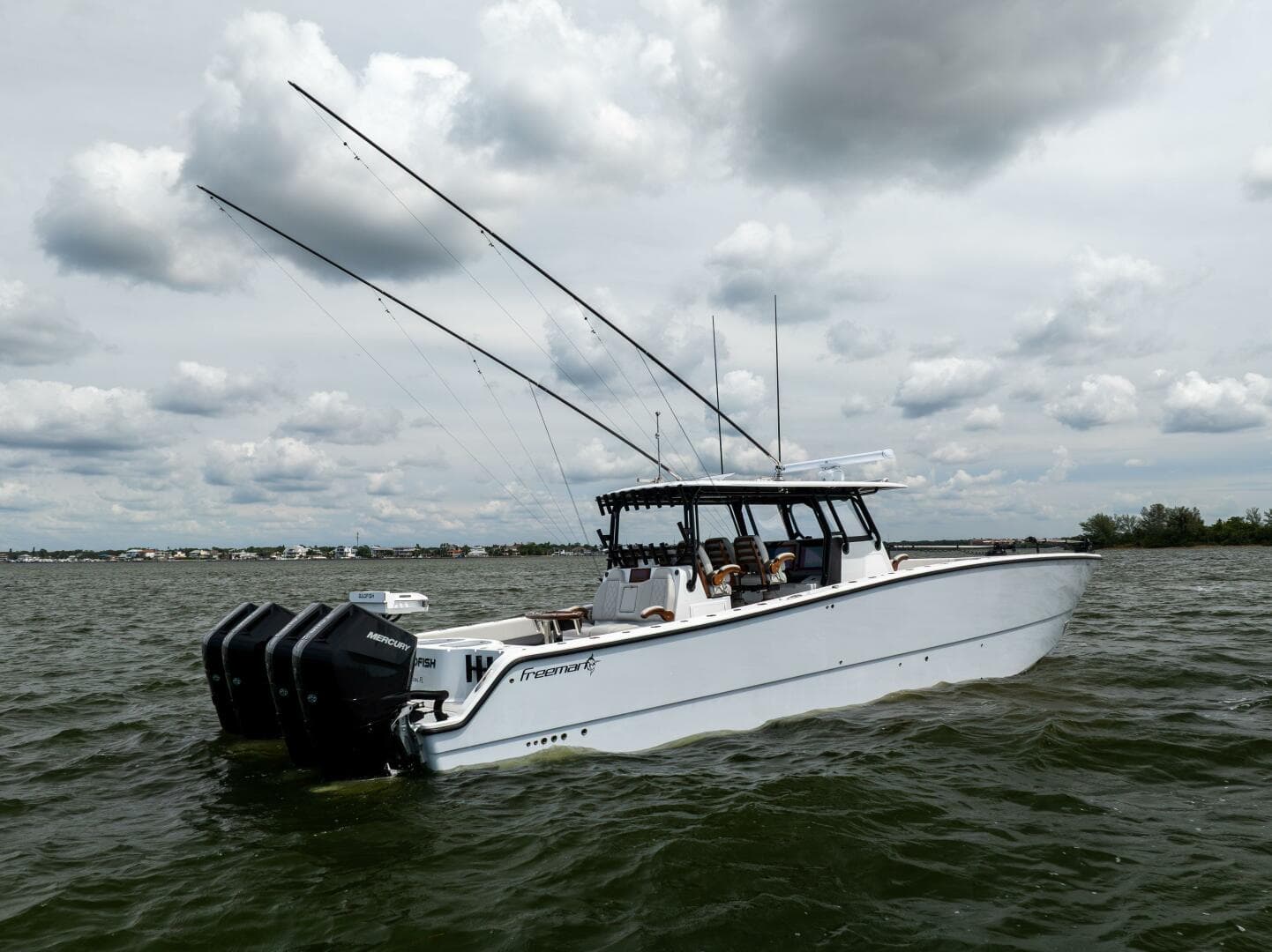 2025 Freeman 42 Lr — photo 13