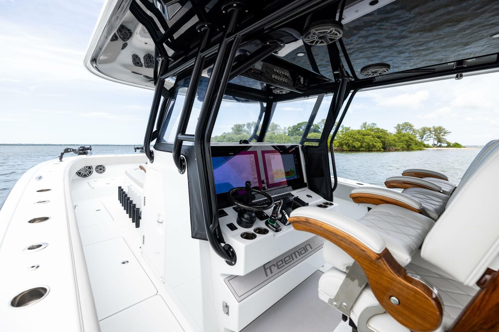 2025 Freeman 42 Lr — photo 58