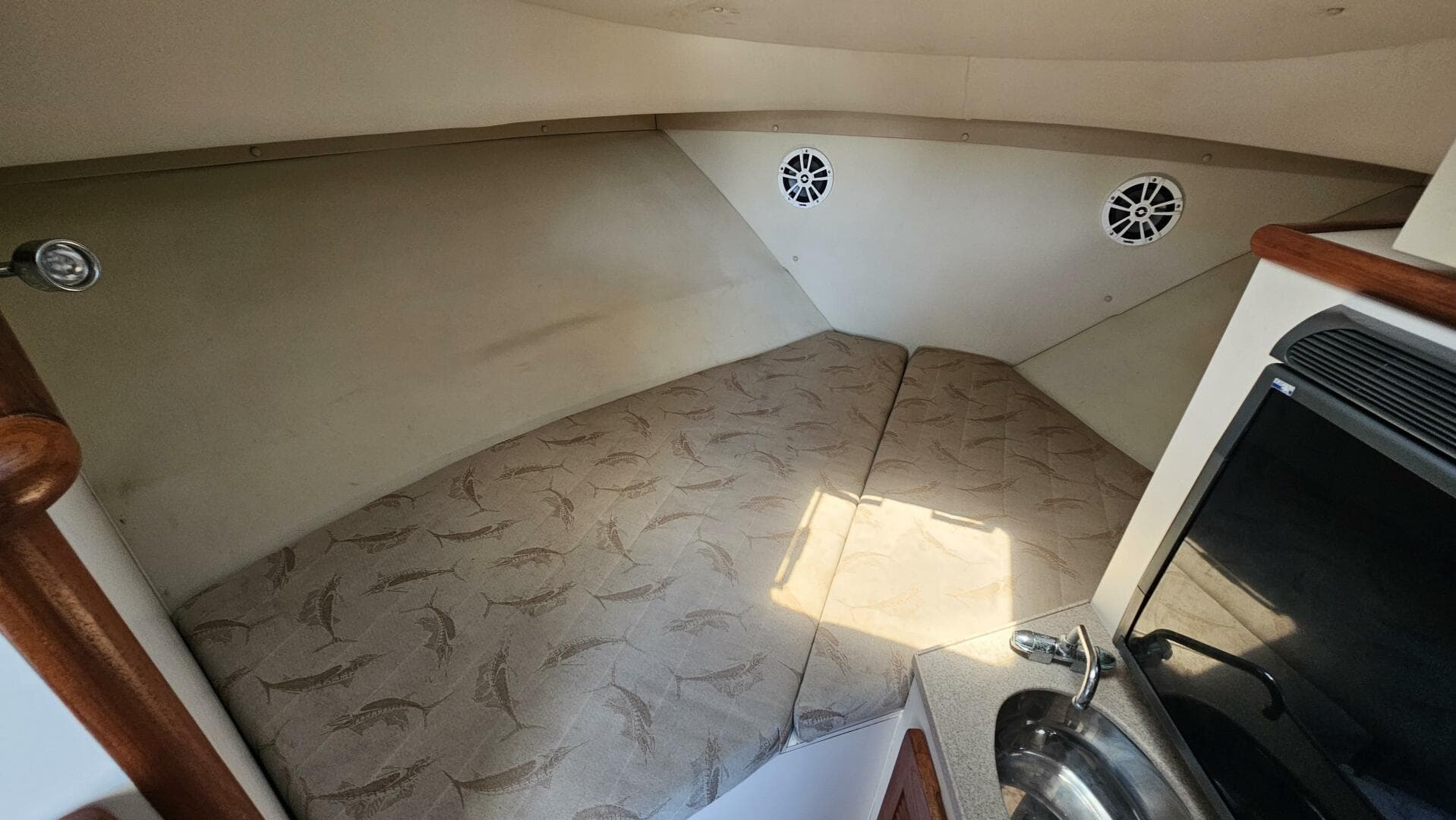 2004 Pursuit 3070 Offshore Express — photo 29