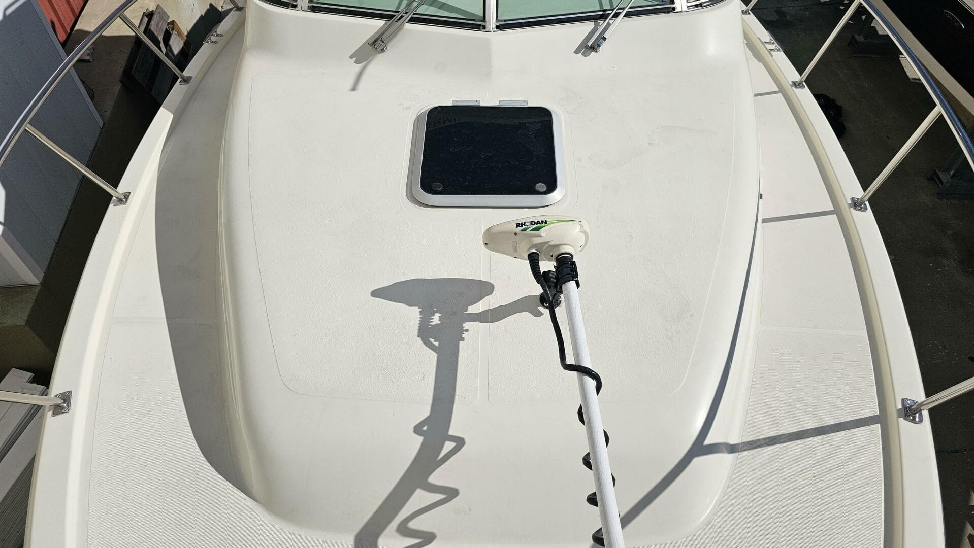 2004 Pursuit 3070 Offshore Express — photo 9