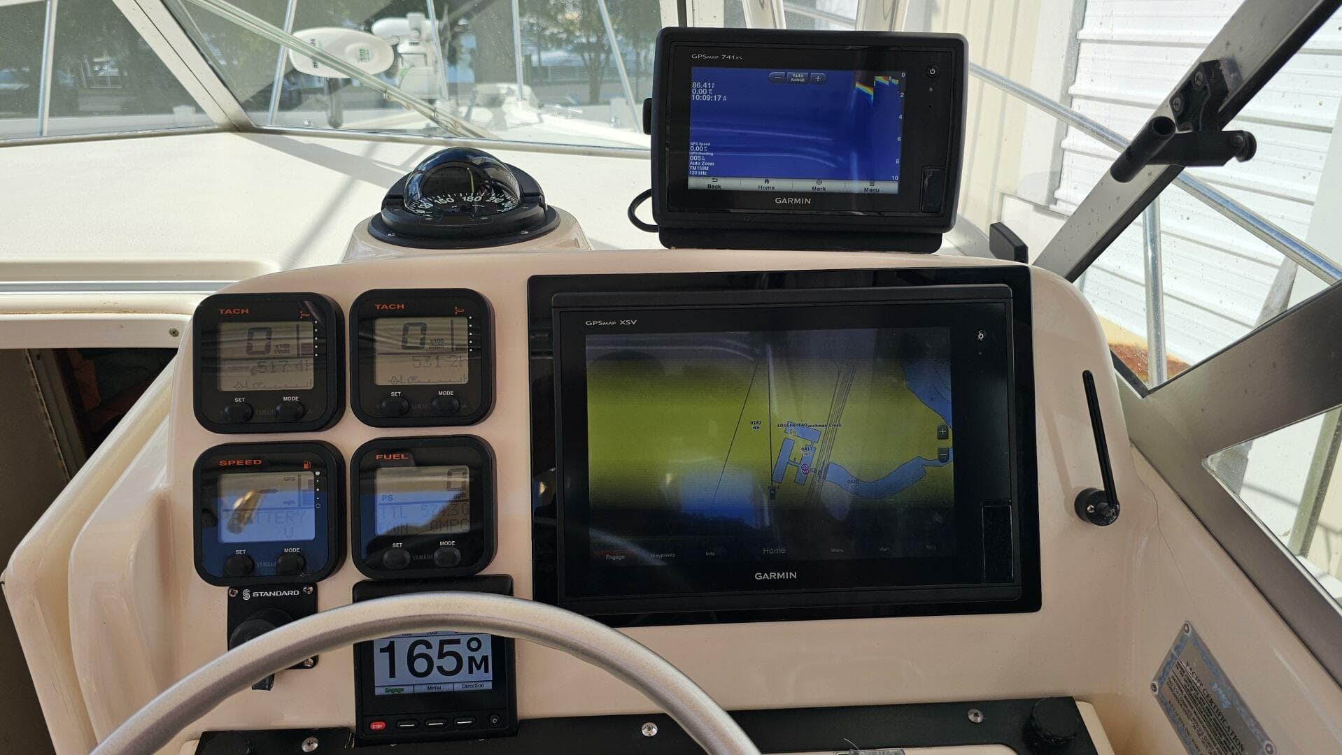 2004 Pursuit 3070 Offshore Express — photo 13