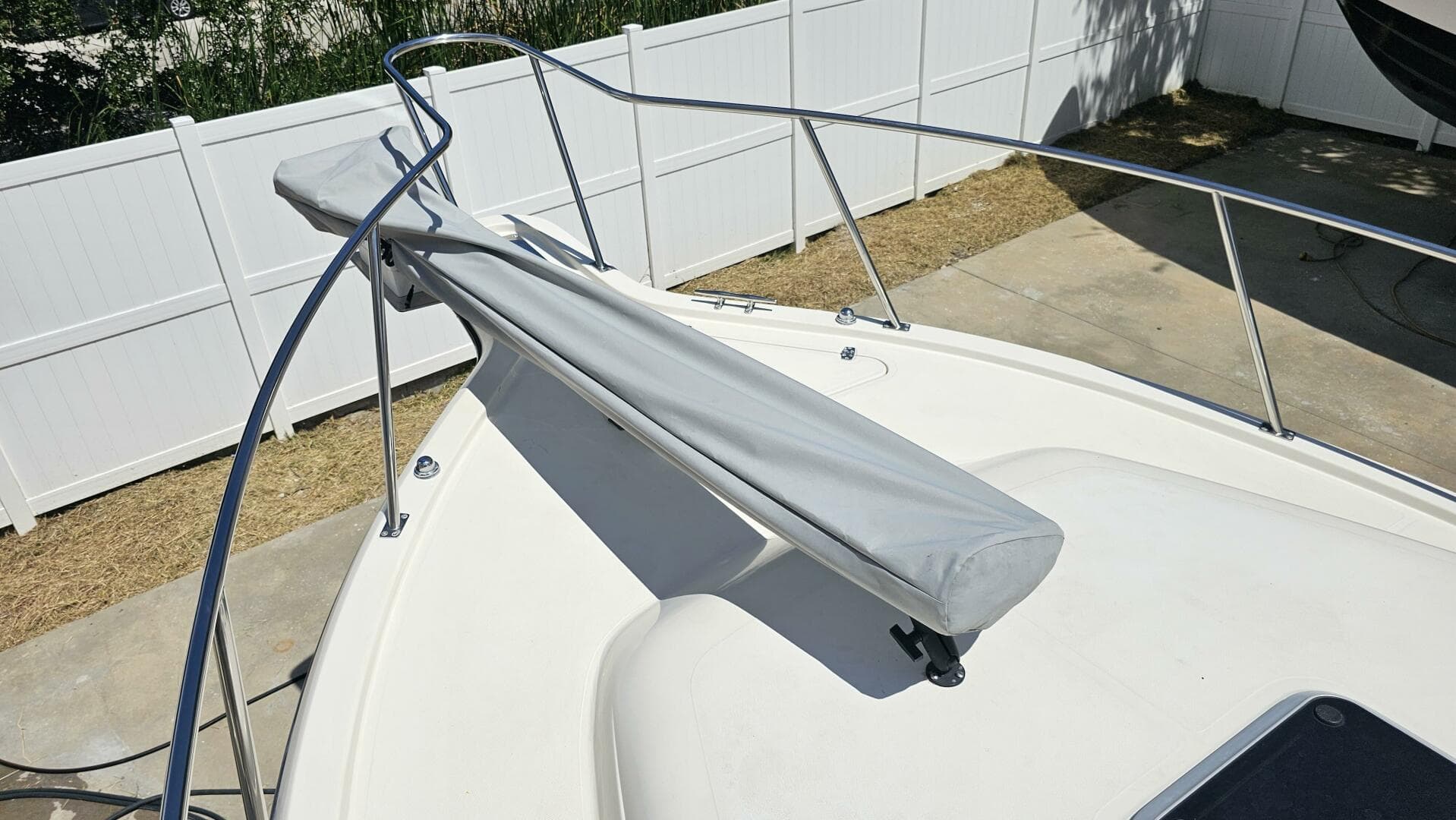 2004 Pursuit 3070 Offshore Express — photo 8