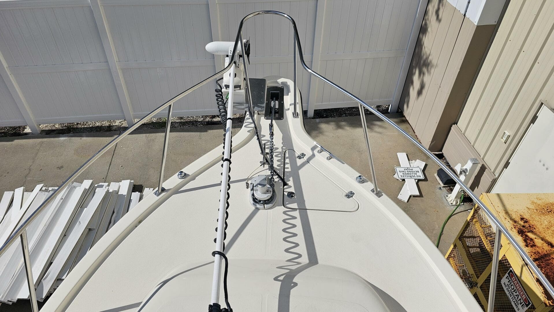 2004 Pursuit 3070 Offshore Express — photo 7