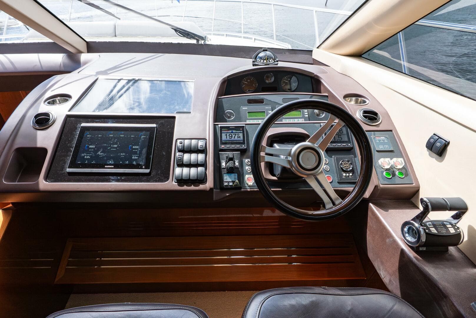 2015 Princess 56 — photo 39