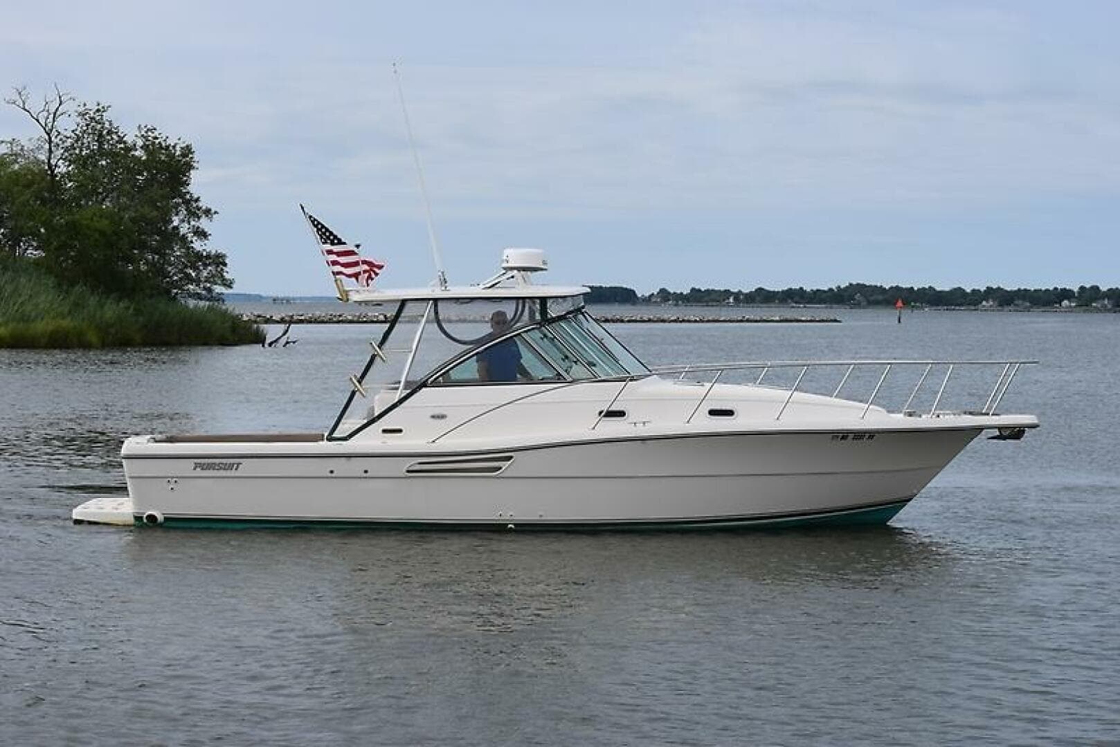 2003 Pursuit 3000 Express — photo 6