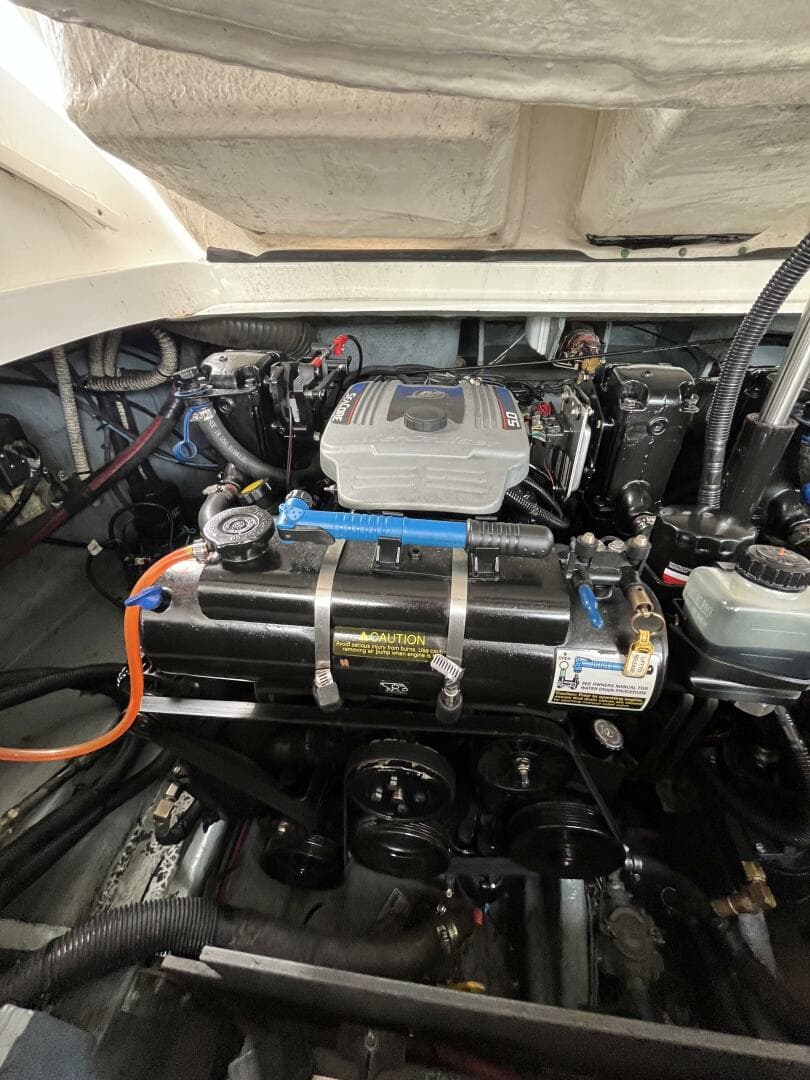 2003 Sea Ray 290 Sun Sport — photo 35