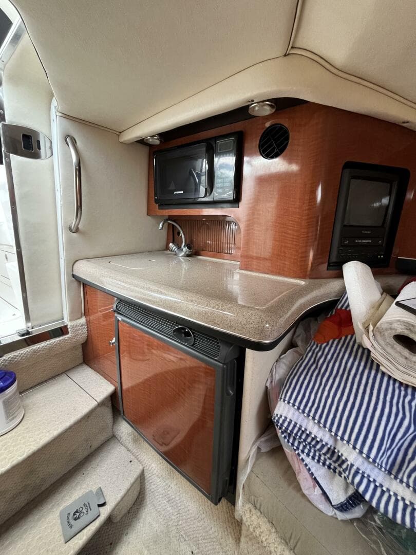 2003 Sea Ray 290 Sun Sport — photo 26