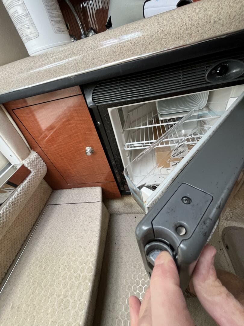 2003 Sea Ray 290 Sun Sport — photo 27