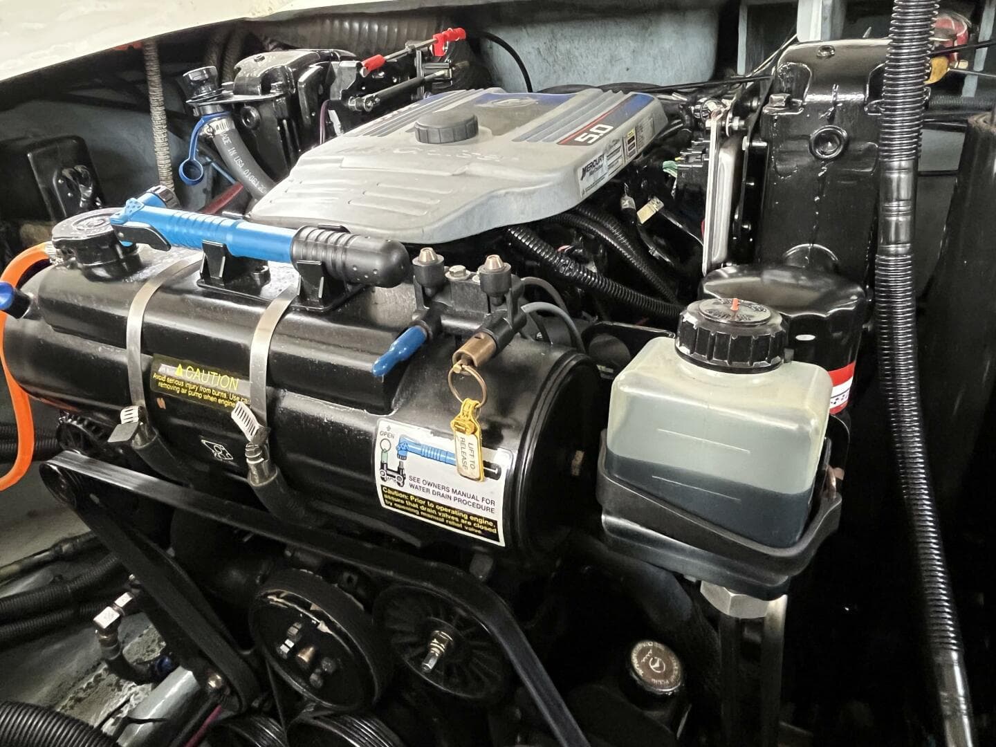 2003 Sea Ray 290 Sun Sport — photo 40