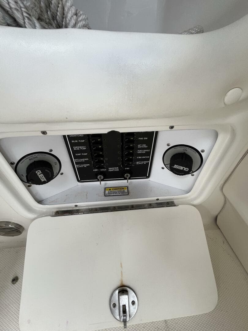 2003 Sea Ray 290 Sun Sport — photo 31