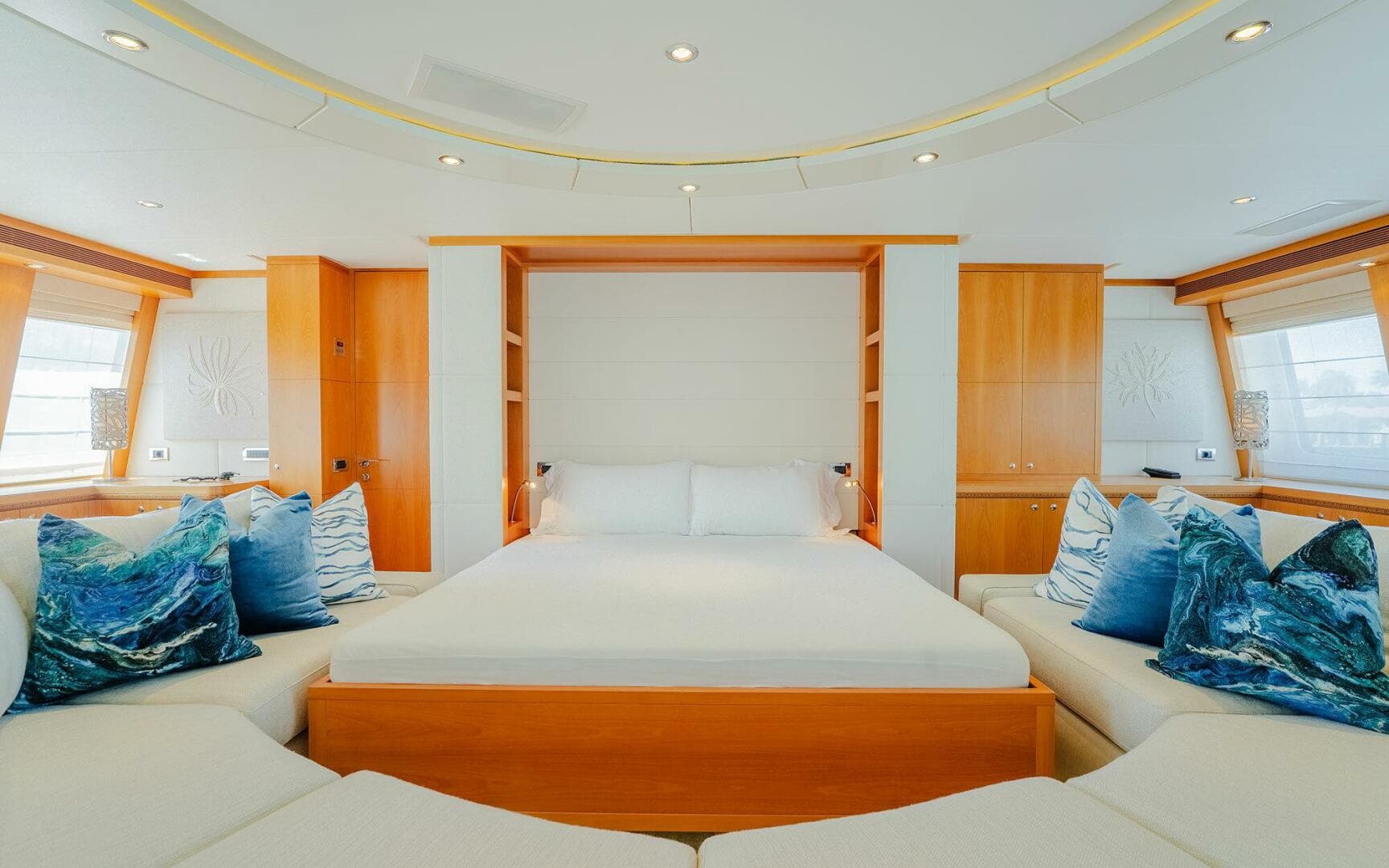 2011 Heesen Yachts — photo 15