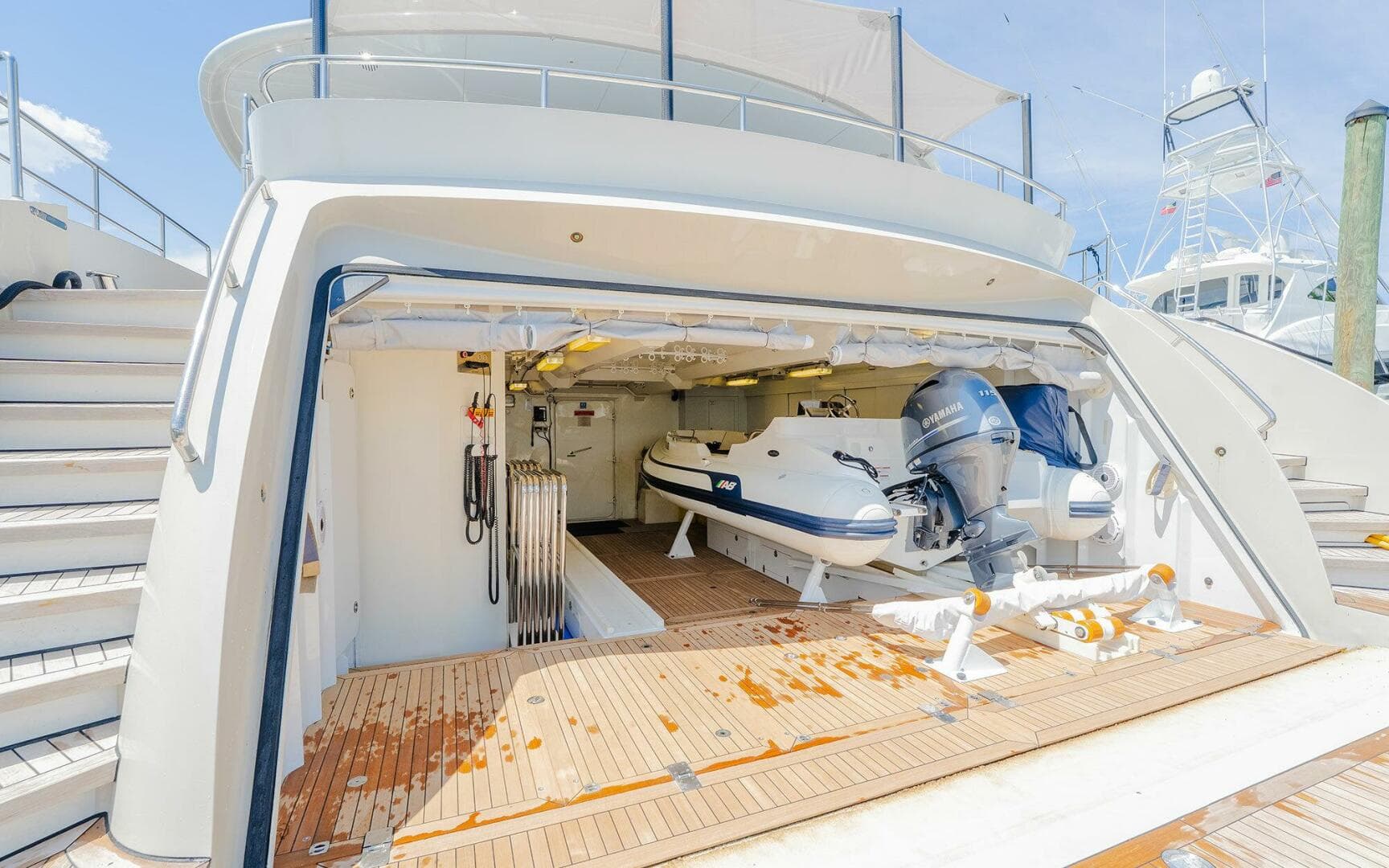 2011 Heesen Yachts — photo 23