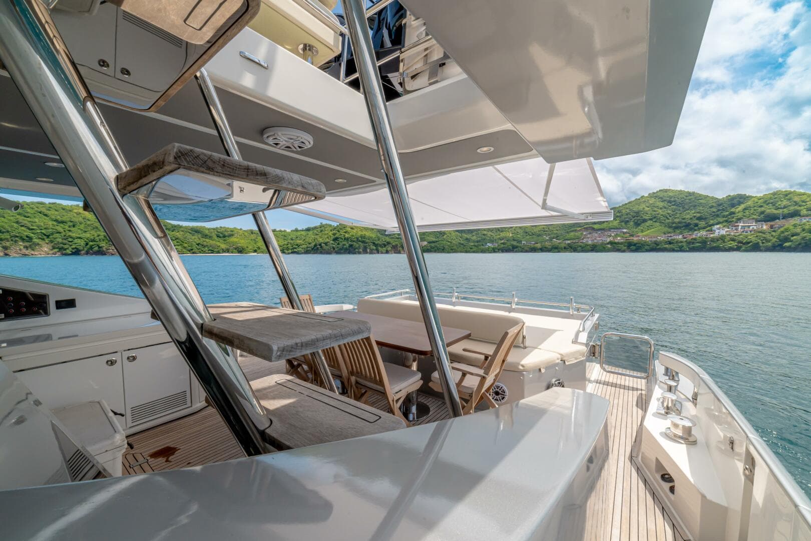 2017 Azimut 77S — photo 48