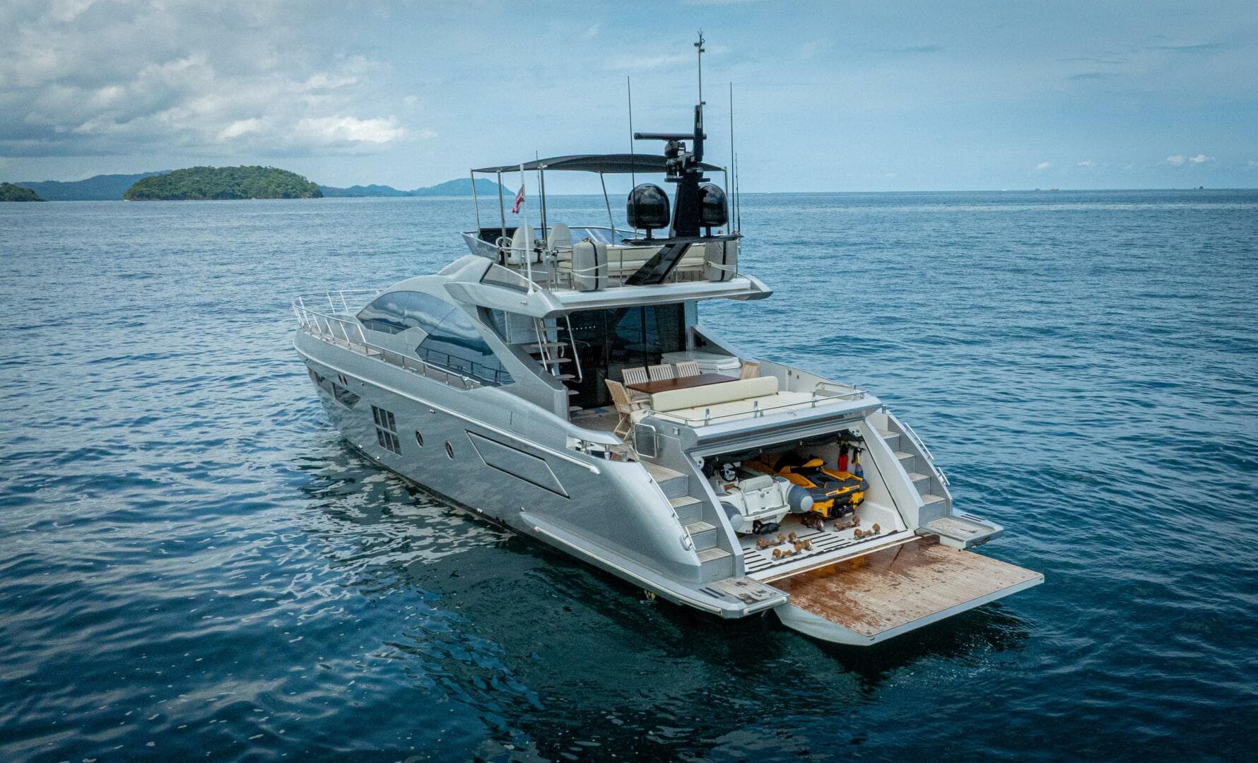 2017 Azimut 77S — photo 127
