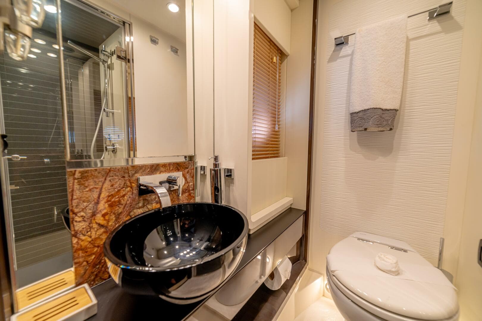 2017 Azimut 77S — photo 82