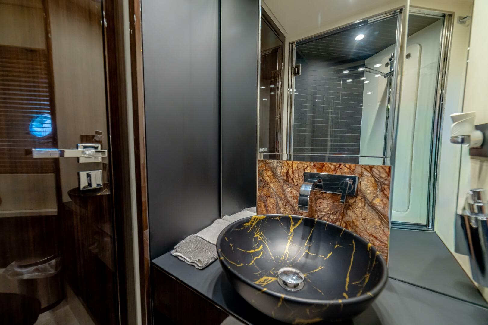 2017 Azimut 77S — photo 76