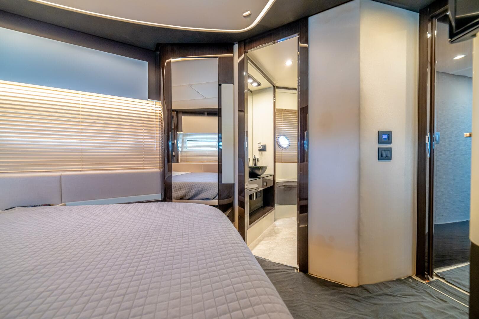 2017 Azimut 77S — photo 72