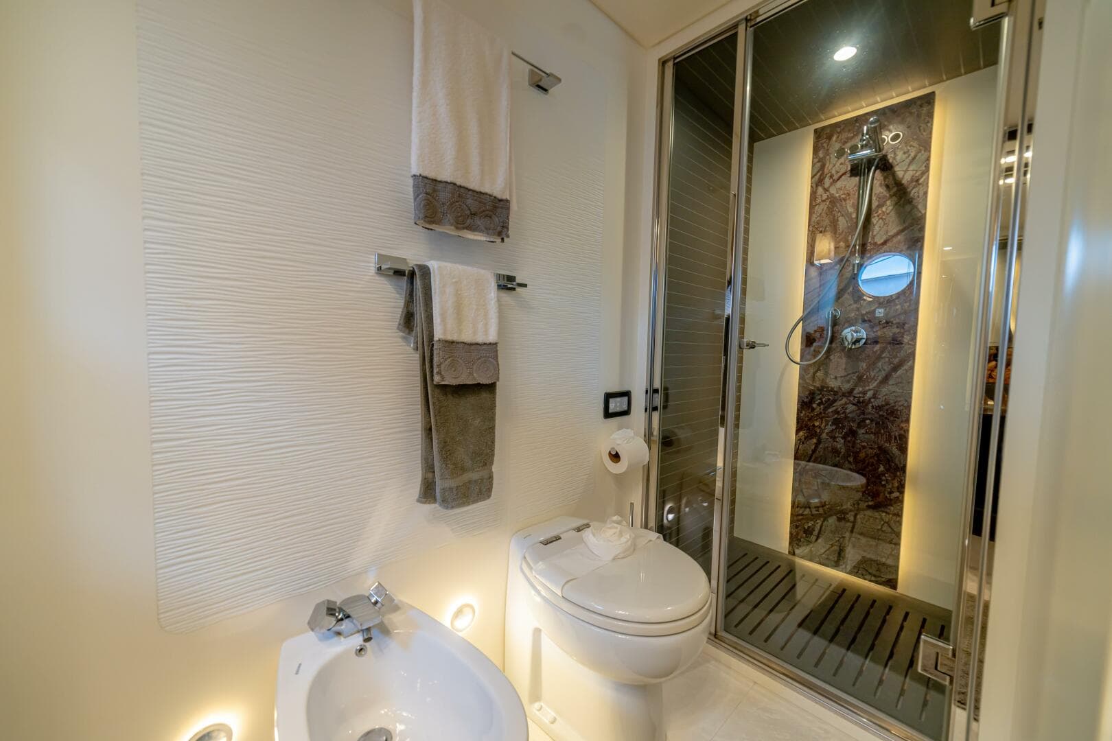 2017 Azimut 77S — photo 100