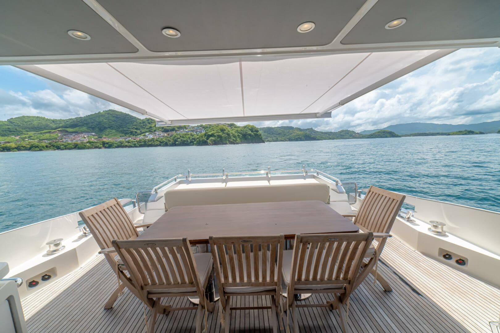 2017 Azimut 77S — photo 27