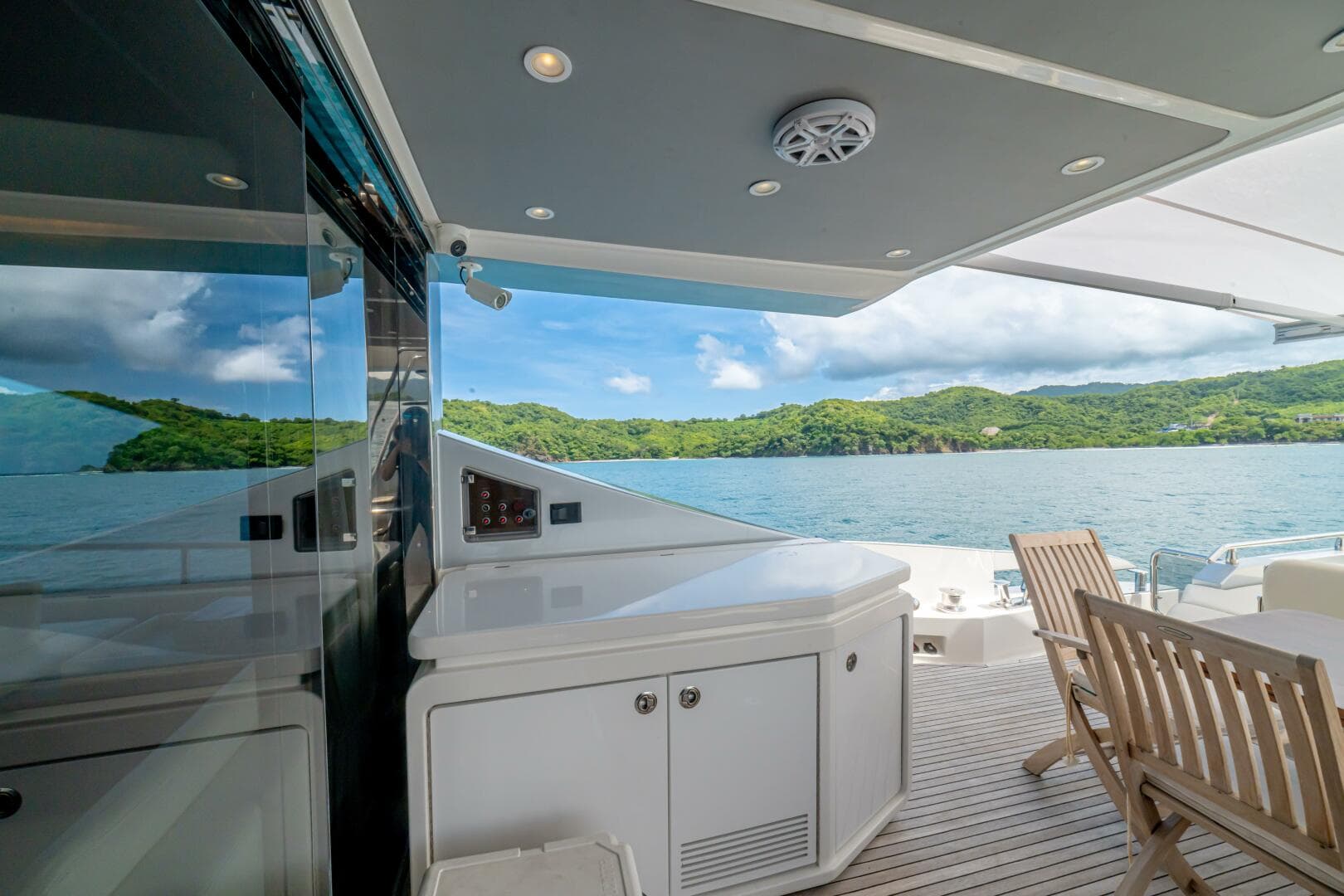 2017 Azimut 77S — photo 29