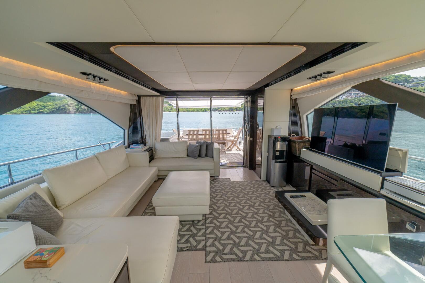 2017 Azimut 77S — photo 18