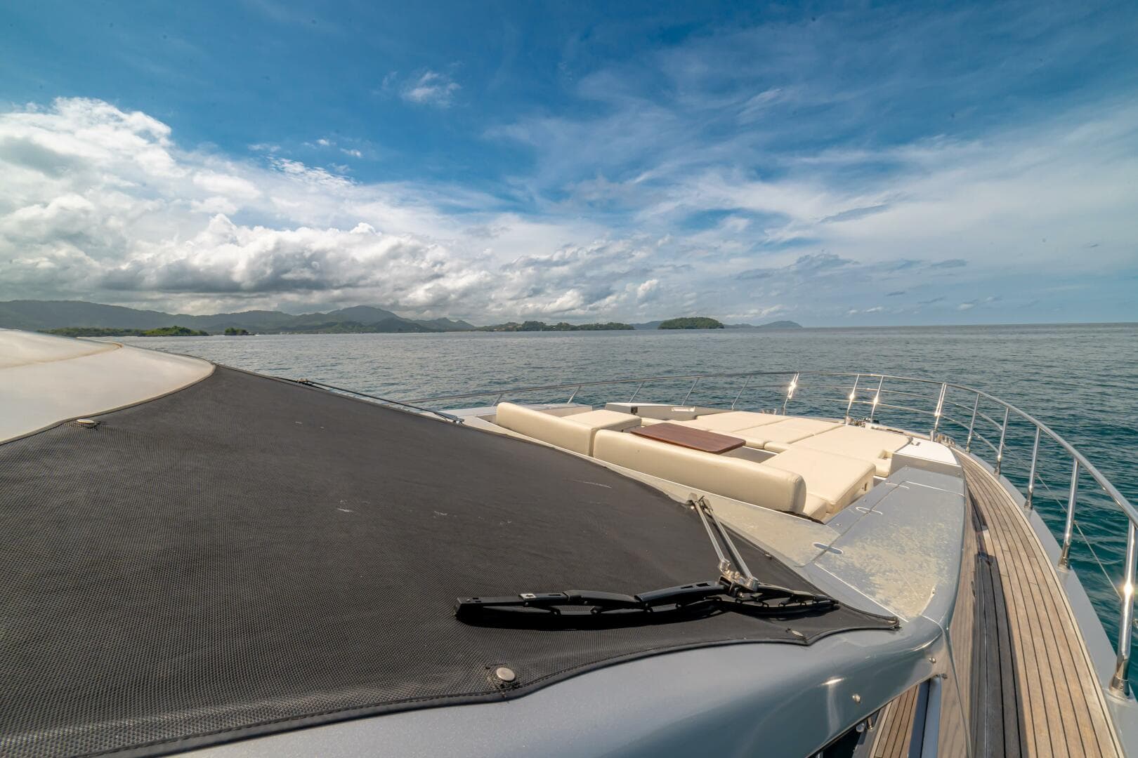 2017 Azimut 77S — photo 43