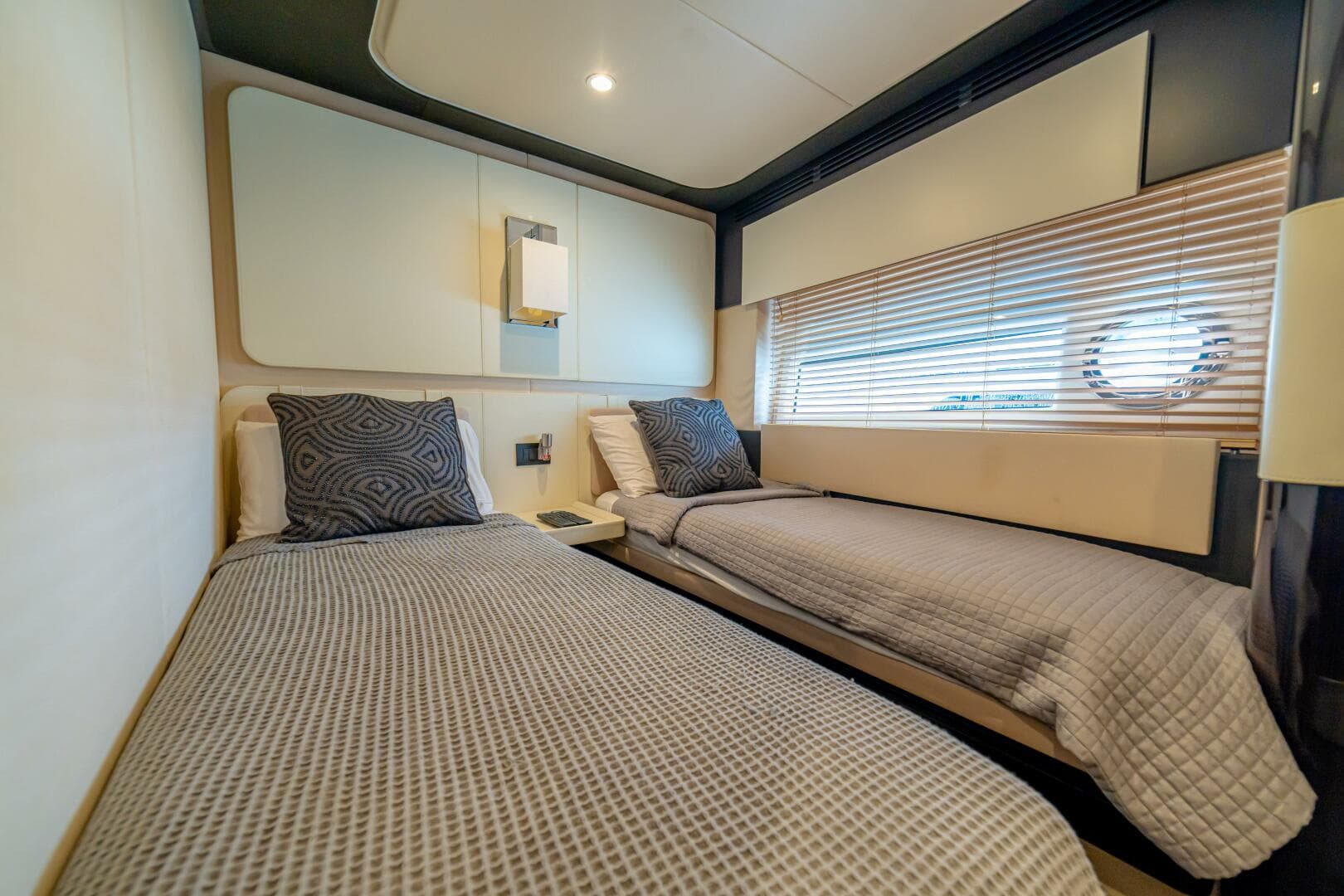 2017 Azimut 77S — photo 78