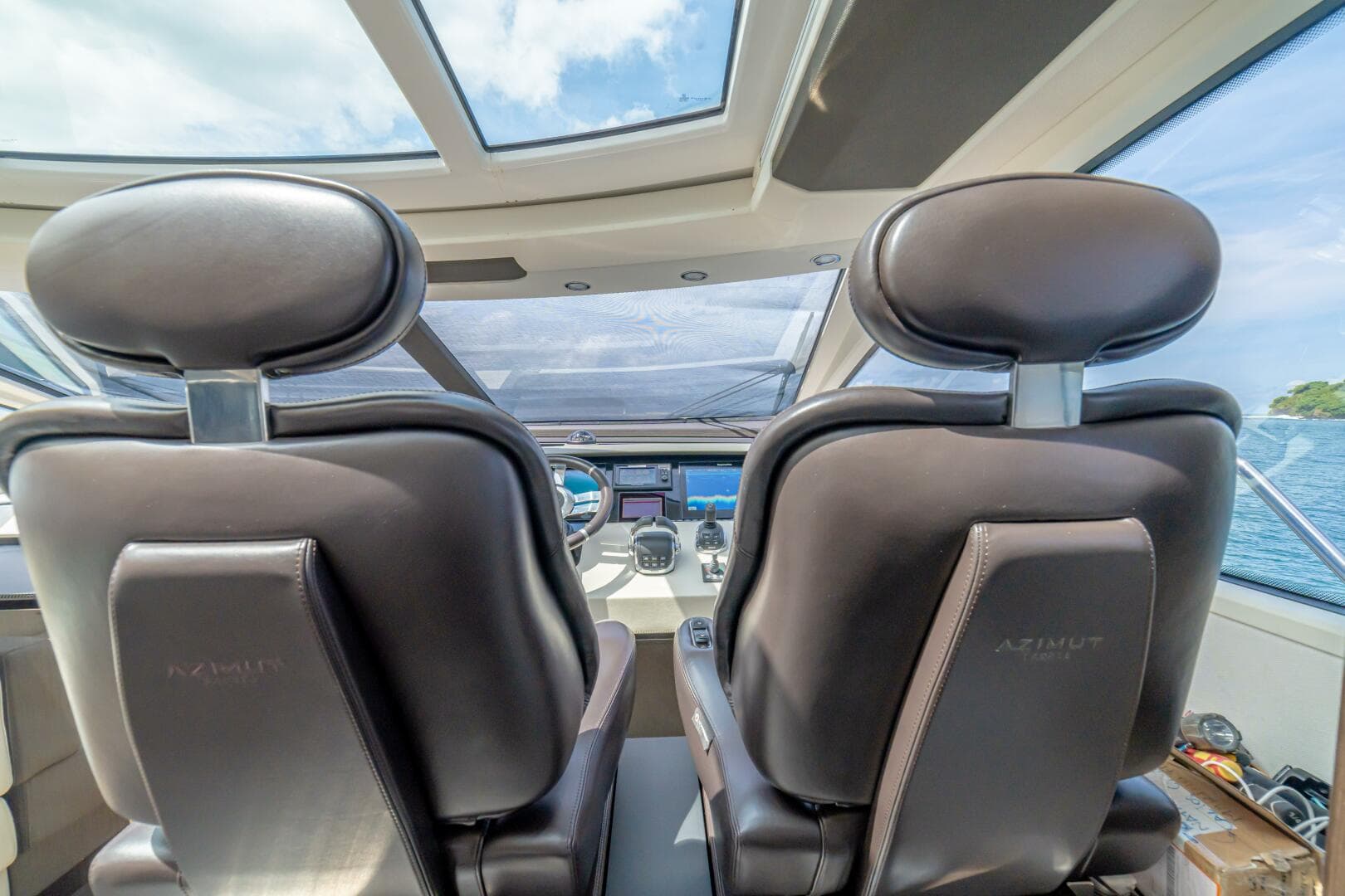 2017 Azimut 77S — photo 20