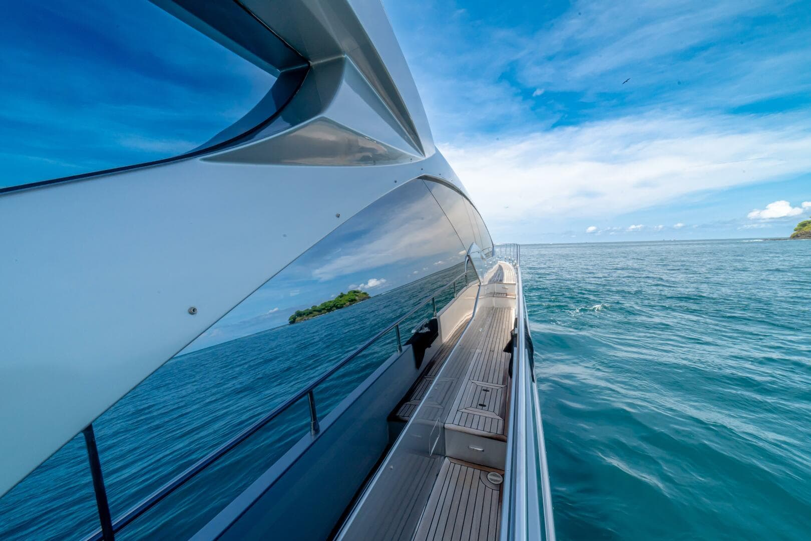 2017 Azimut 77S — photo 41