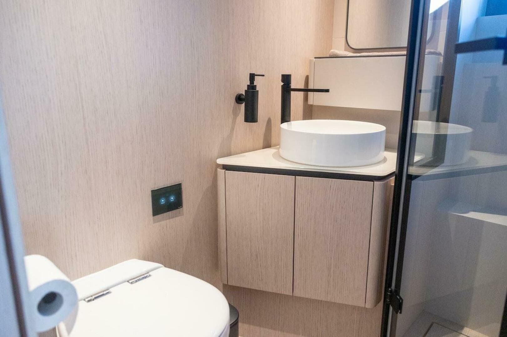 2024 Ferretti Yachts 580 — photo 44