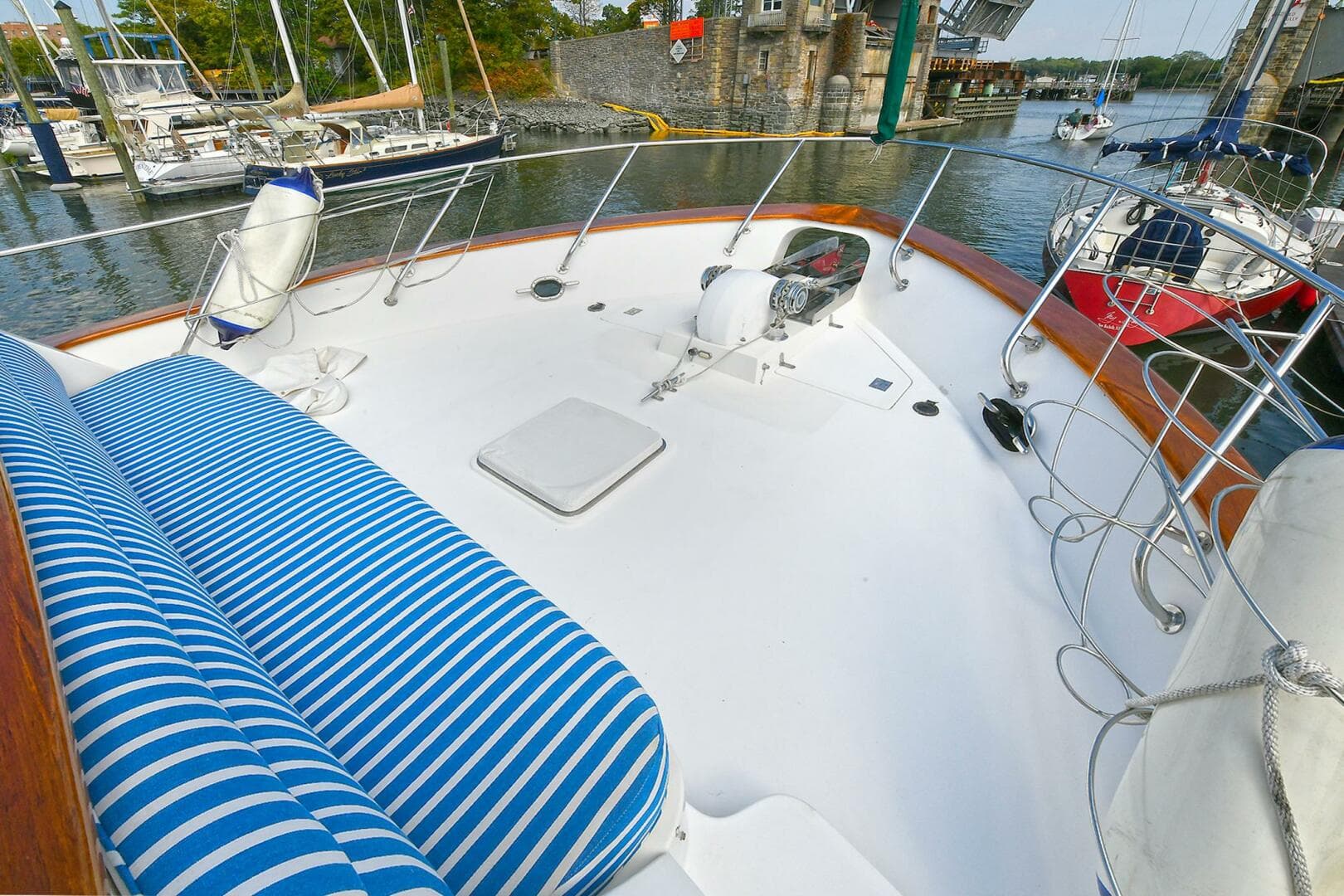 2002 Grand Alaskan Flushdeck — photo 58