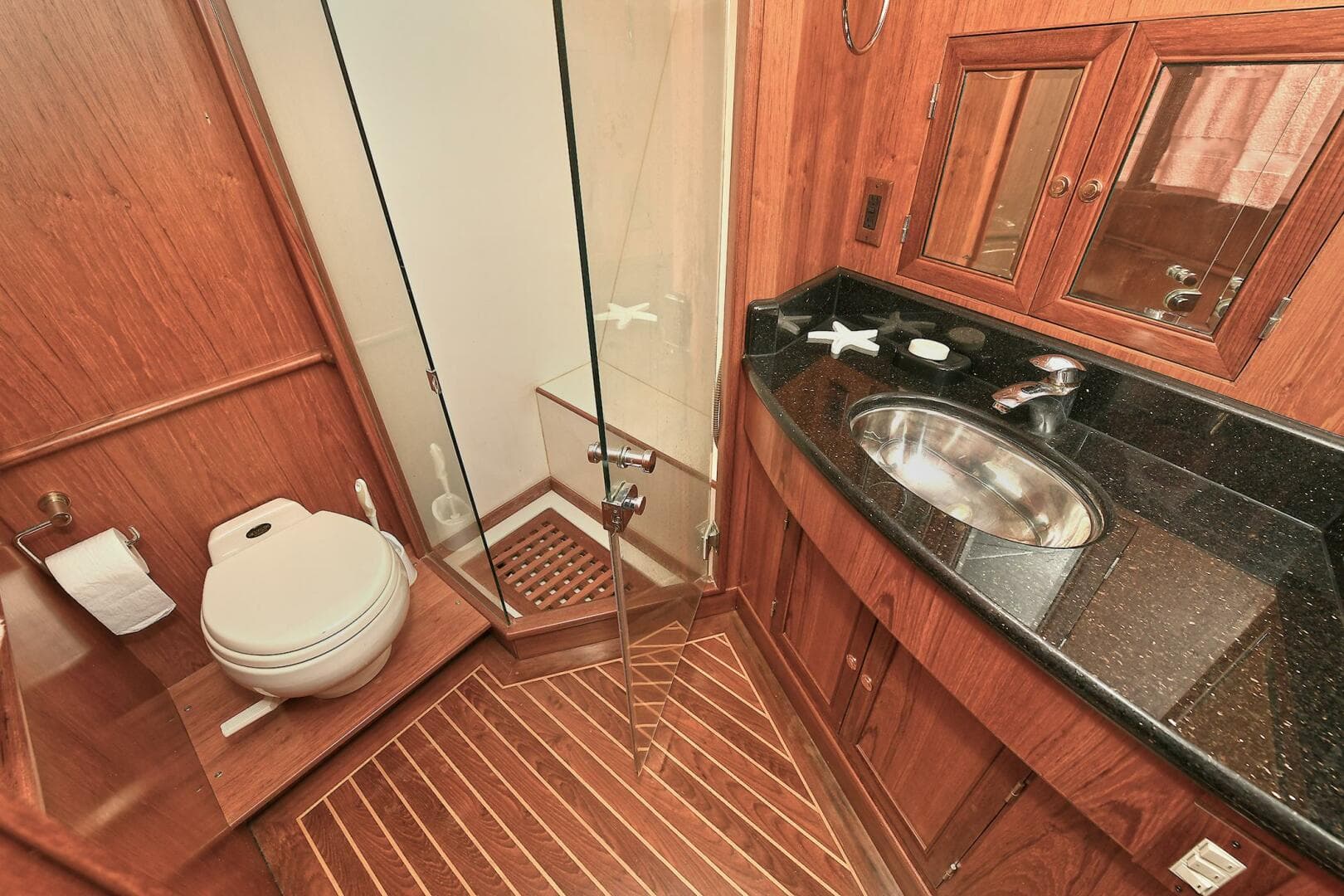 2002 Grand Alaskan Flushdeck — photo 44