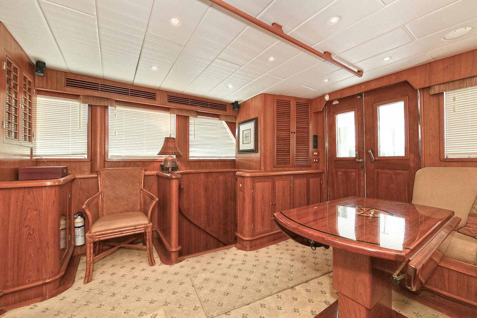 2002 Grand Alaskan Flushdeck — photo 19