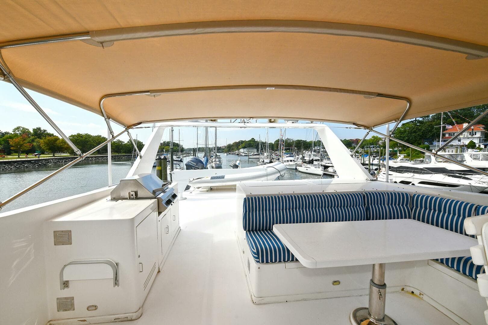 2002 Grand Alaskan Flushdeck — photo 48