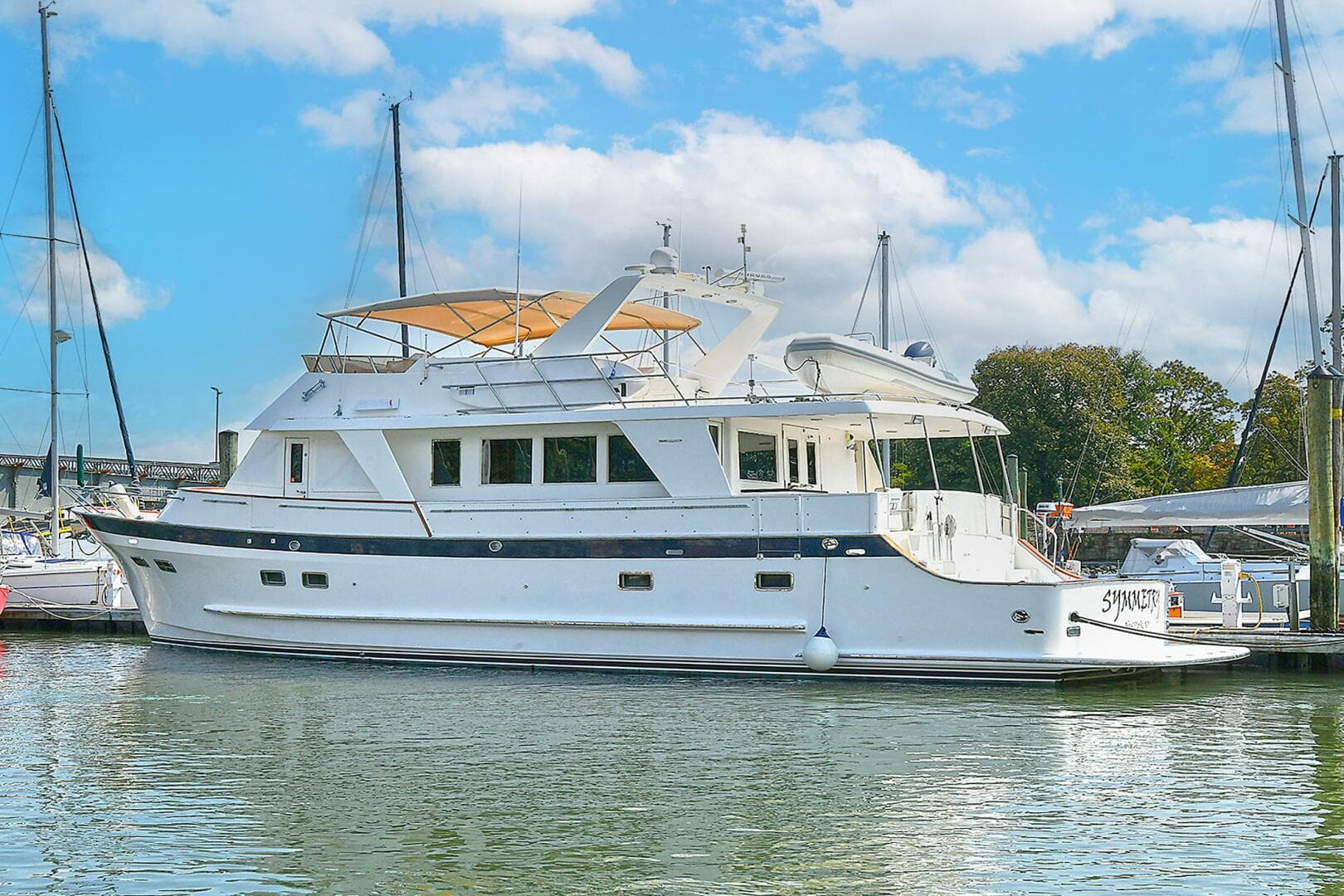 2002 Grand Alaskan Flushdeck — photo 2