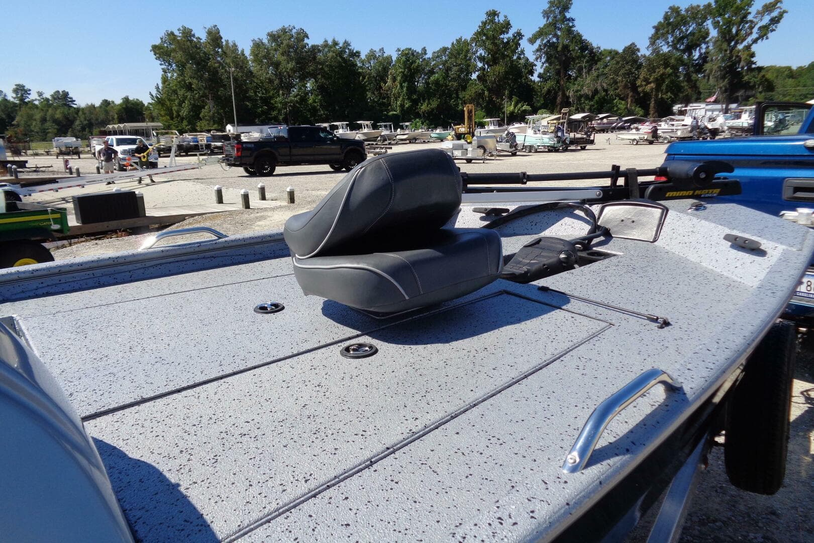 2016 Express Pt 175 — photo 8