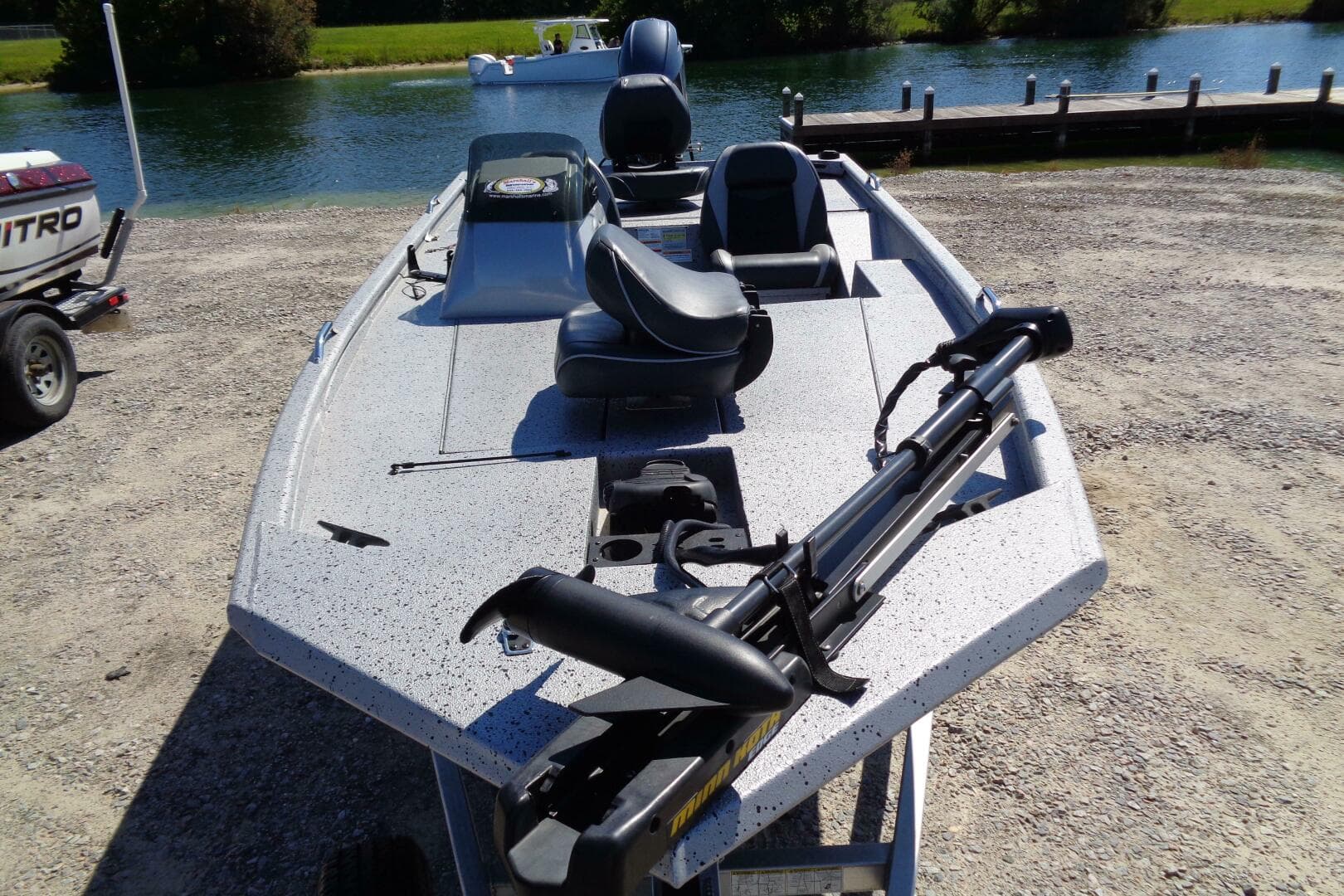 2016 Express Pt 175 — photo 6