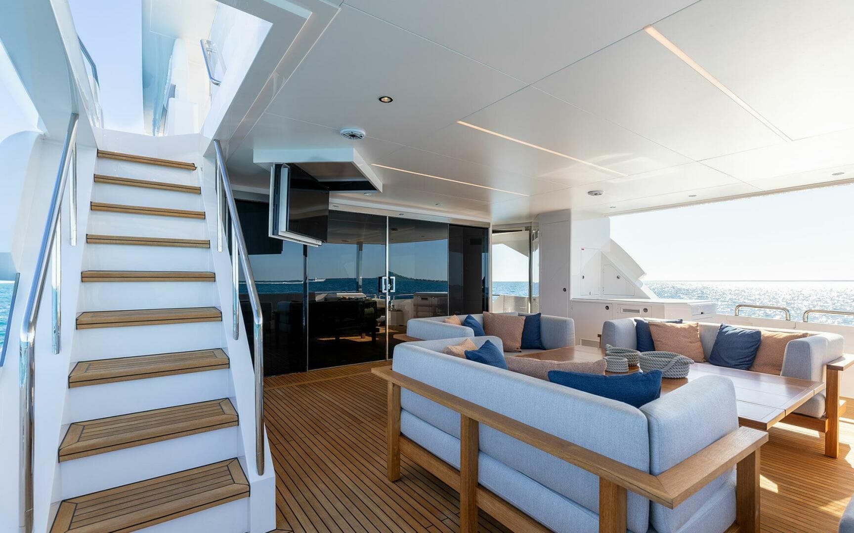 2022 Horizon Fd 92 Tri-Deck — photo 2