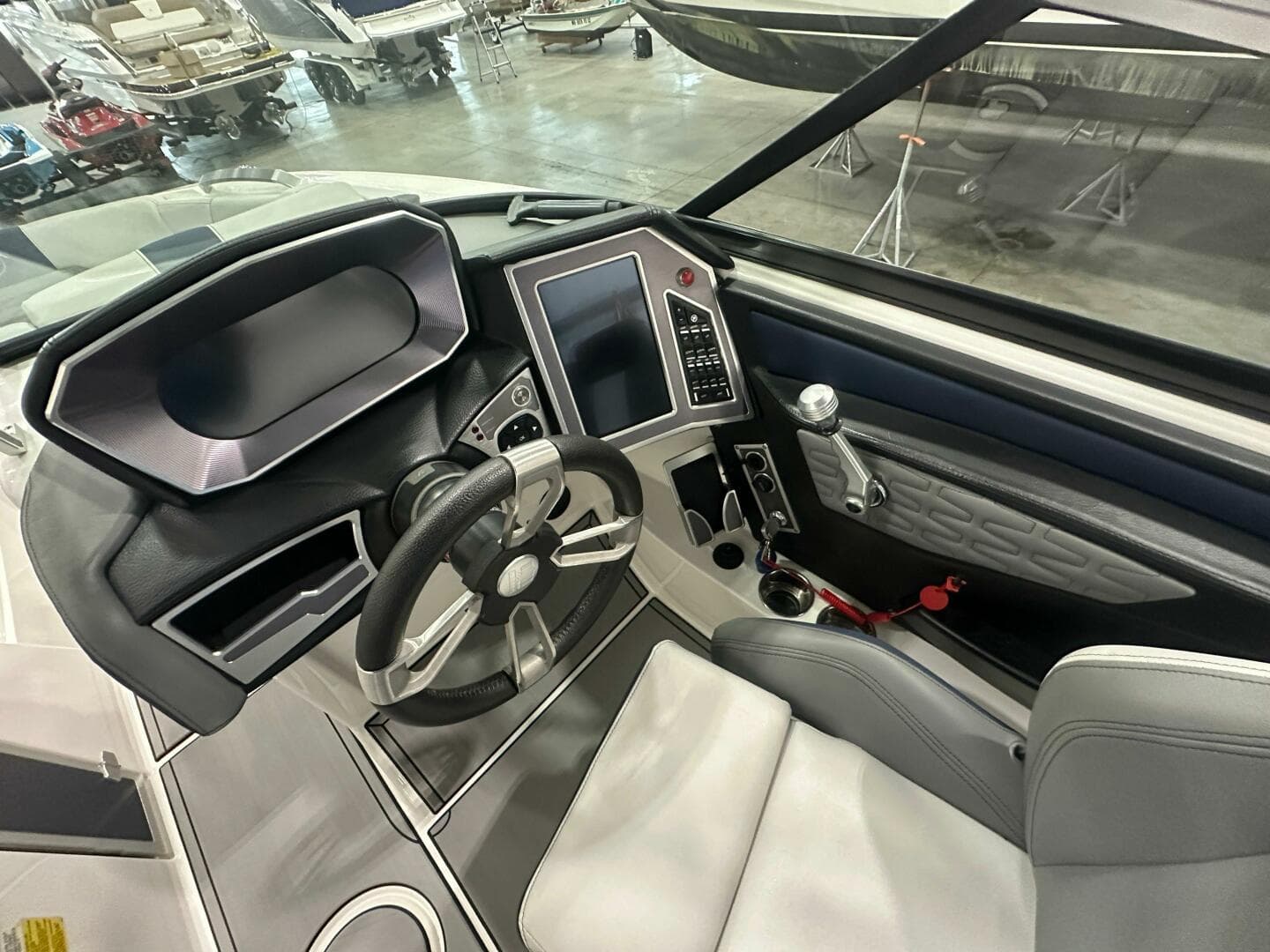 2019 Mastercraft X24 — photo 10