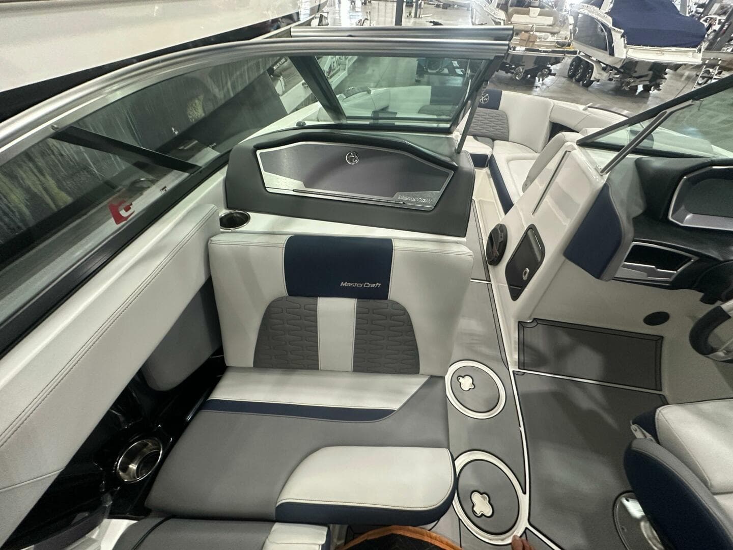 2019 Mastercraft X24 — photo 11