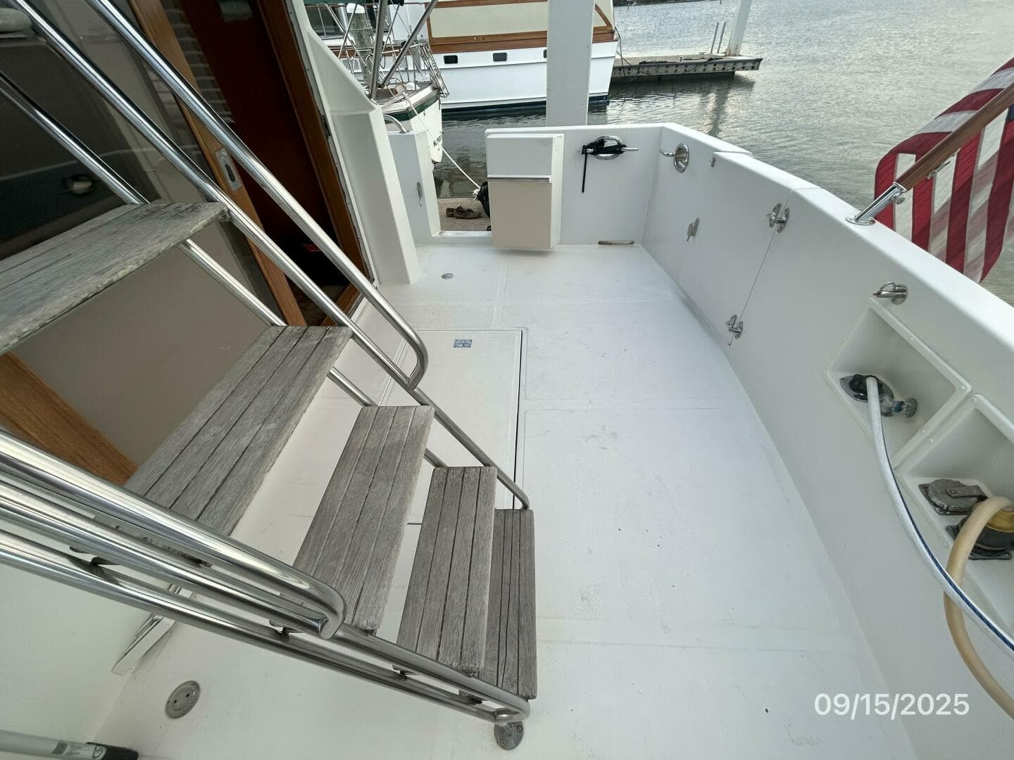 2000 Ocean Alexander 450 Classico — photo 32