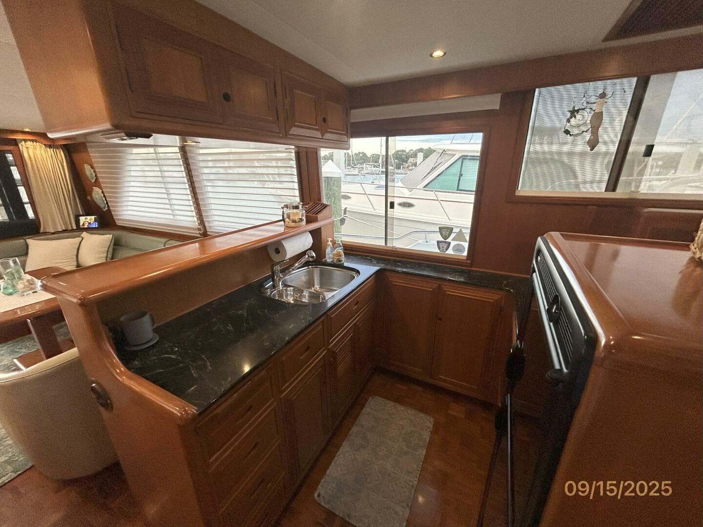 2000 Ocean Alexander 450 Classico — photo 47