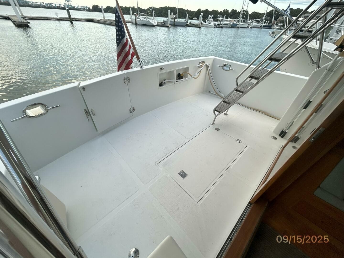 2000 Ocean Alexander 450 Classico — photo 29