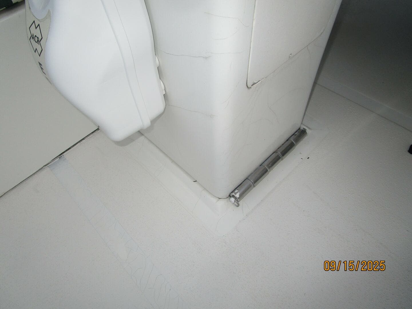 2000 Ocean Alexander 450 Classico — photo 24