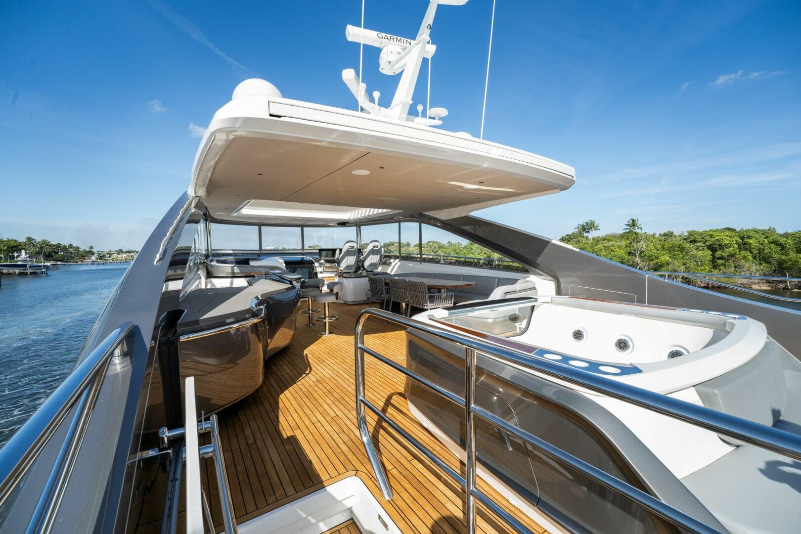 2025 Princess Y95 — photo 11