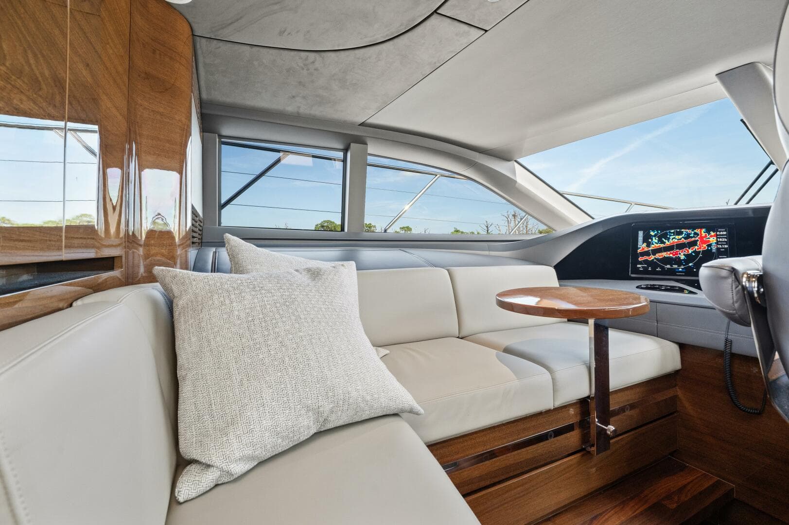 2025 Princess Y95 — photo 21