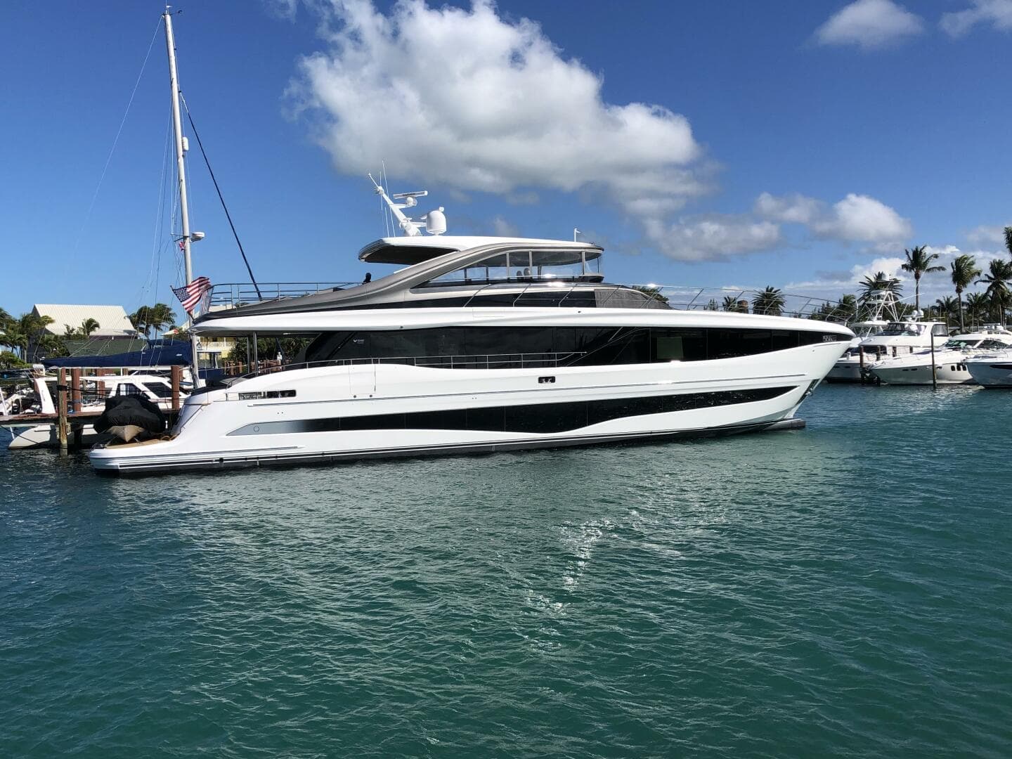 2025 Princess Y95 — photo 4