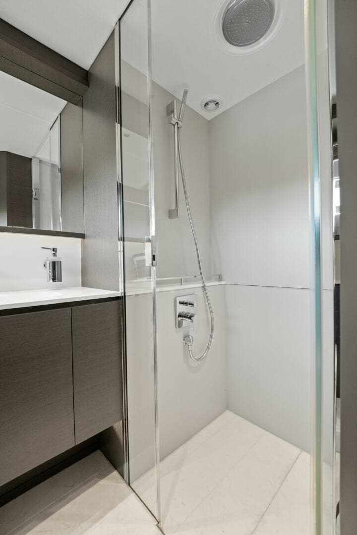 2025 Princess Y95 — photo 59